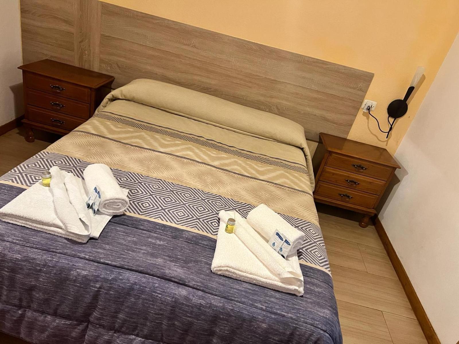 Hotel Santa Maria Do Poio Padornelo 外观 照片